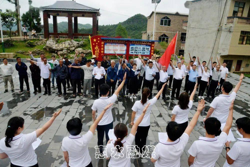 如何评价钟楚曦的长相-你想知道的问答